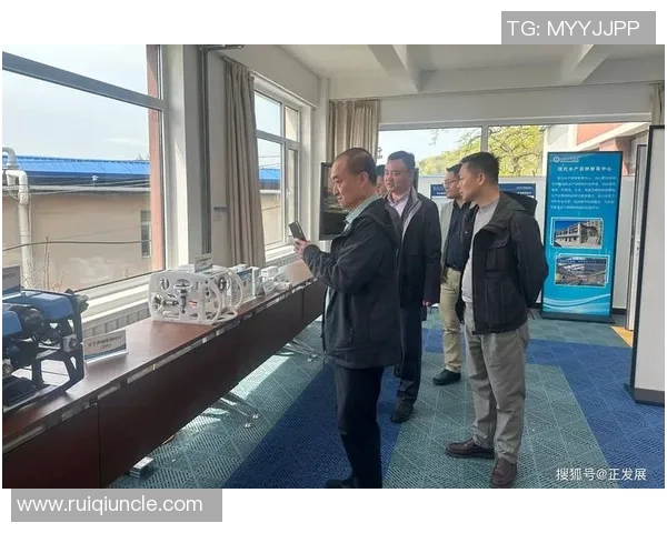 上海海港奋进新时代打造国际航运枢纽引领全球海洋经济发展新格局