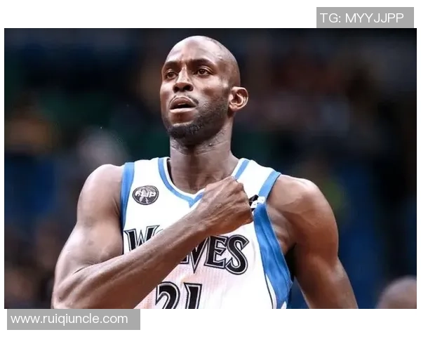 凯文·加内特:从激情四射的球场到传奇人生的转变与影响力 凯文·加内特:从激情四射的球场到传奇人生的转变与影响力