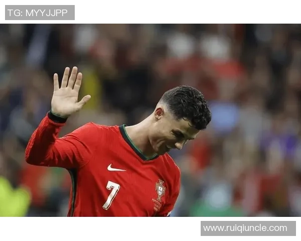 聚焦世界足球巨星崛起历程与赛场传奇故事全景深度解析新时代篇章 聚焦世界足球巨星崛起历程与赛场传奇故事全景深度解析新时代篇章